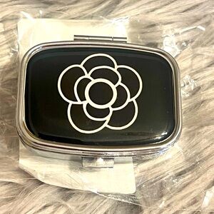 New Elegant Camellia Flower Metal Pill Box with mirror